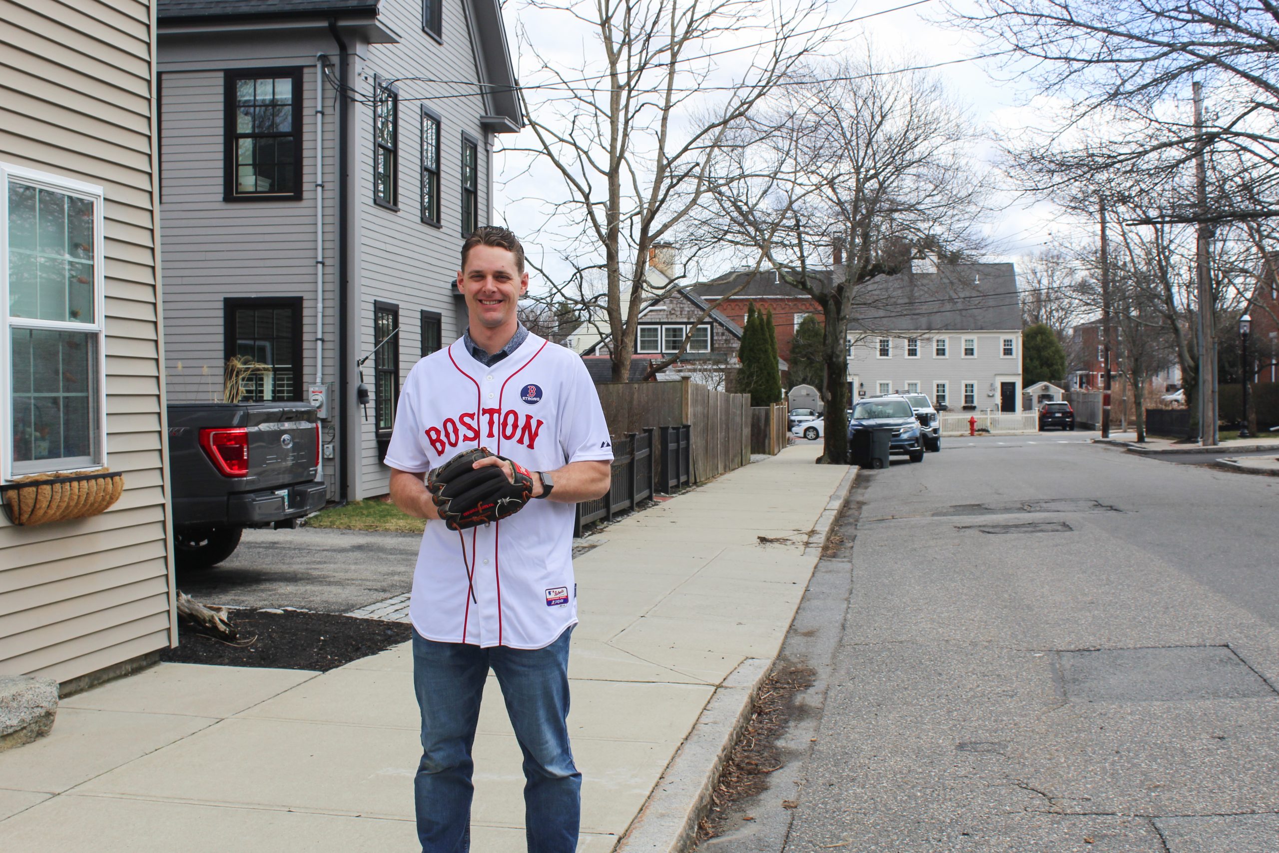 Call firefighter, former Red Sox pitcher graduates from state Fire