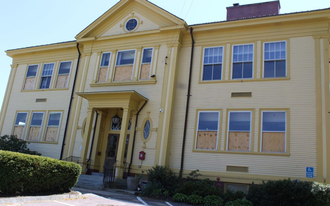 Town Elects New SelectBoard Majority